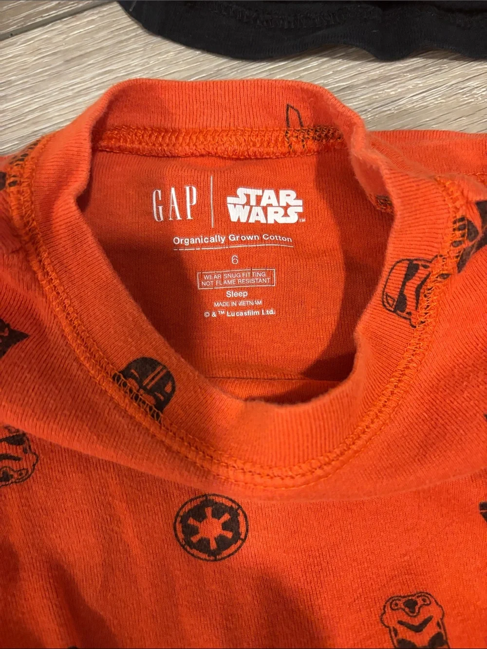 Gap/Star Wars Kids bundle size Small